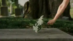 Peggy Steffans, Sarno Widow, Dies at 87